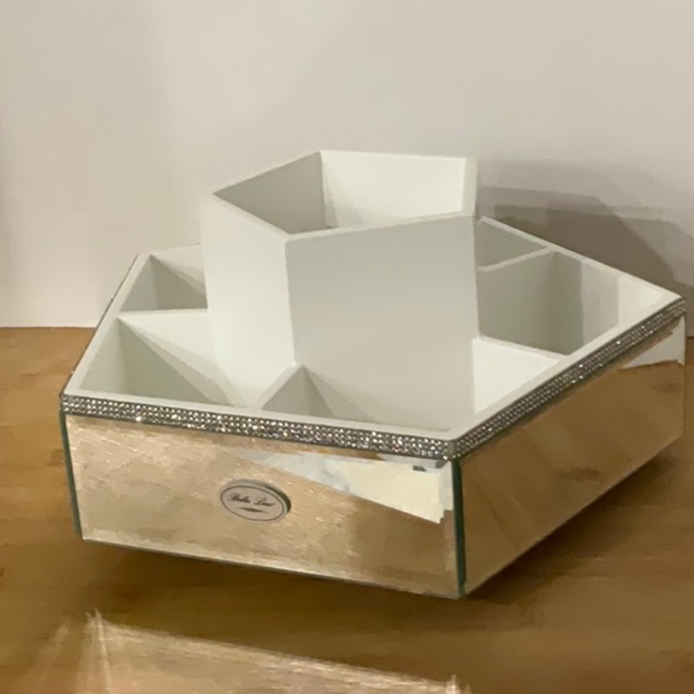 Spinning Crystal Makeup Organizer